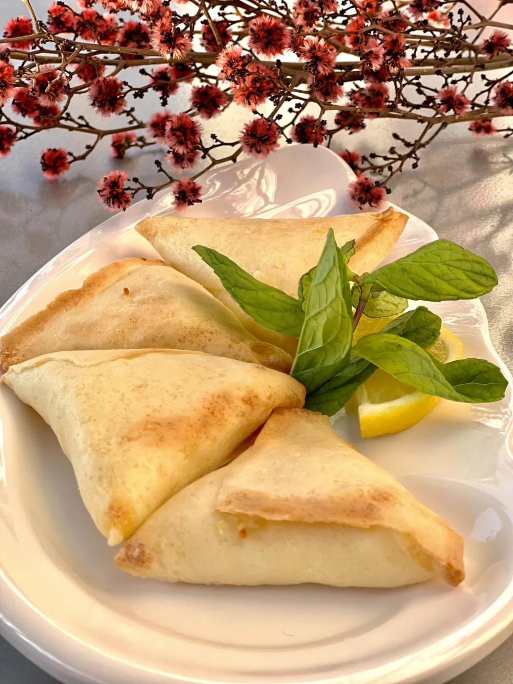 سمبوسة جبنة مشوي